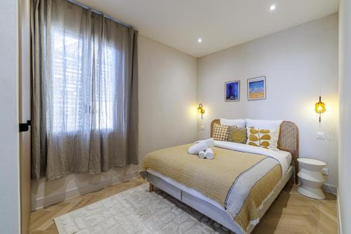 62 CARNOT LOT 7 - Appartement Duplex Atypique- climatise - 2 chambres