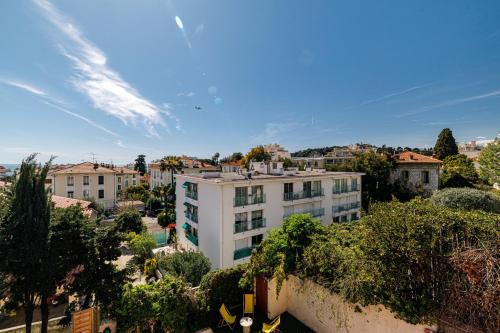 62 CARNOT LOT 7 - Appartement Duplex Atypique- climatise - 2 chambres