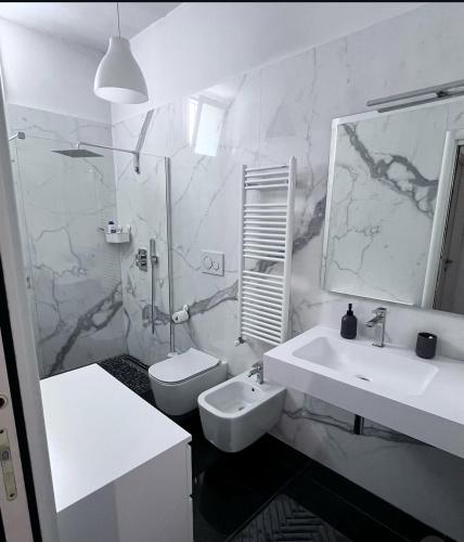 Ideal house photo 4