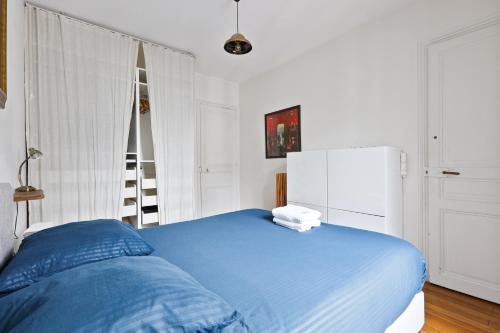 Le Marais 1 Bedroom Apartment NetFlix