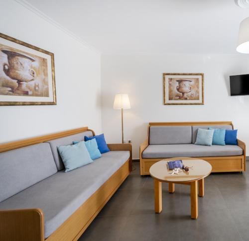 Peridis Family Resort