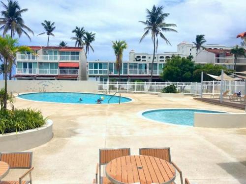 Swimmingpoolen hos eller tæt på Villa Brisas del Mar-Ocean View Gated Community