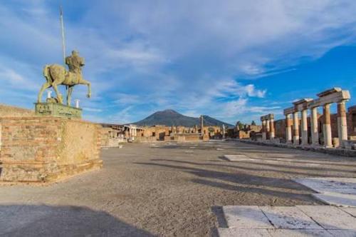 Een algemene foto van de bergen of uitzicht op de bergen vanuit het appartement
