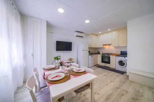 Køkken eller tekøkken på Hauzify I Mar Blau