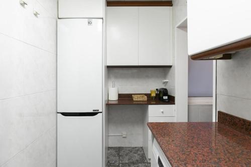 Centric Apartment with Balcony