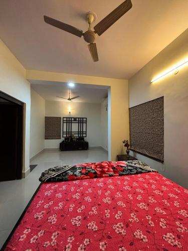 Giường trong phòng chung tại Shaadi-Events-Entire Villa