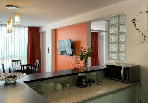 Et tv og/eller underholdning på Hotel all sur