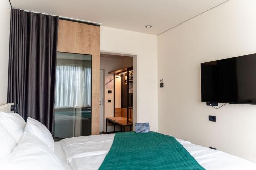 Hotel Lonca — Photo of the whole room