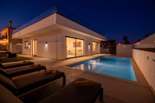 Sirius House