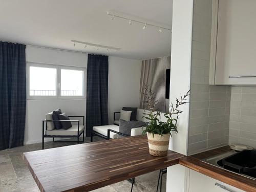 Un lugar para sentarse en Renovated APT with panoramic view