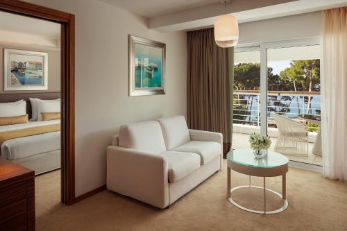 Hotel Bellevue — Sea view
