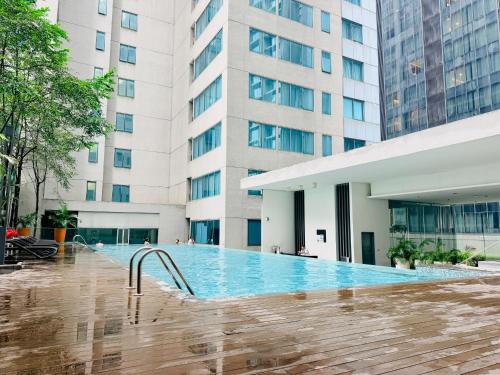 Swimmingpoolen hos eller tæt på Luxury Suites Kuala Lumpur