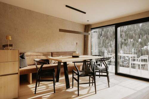 Toms View Premium Apartments