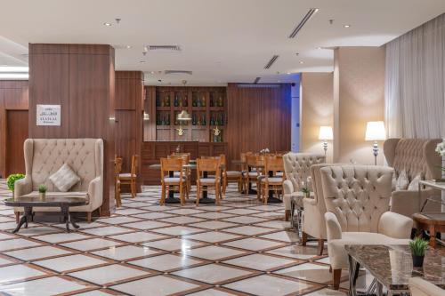 Posezení v ubytování Sunday Red Sea Fountain Alhamra Formerly Vivid Plaza Hotel