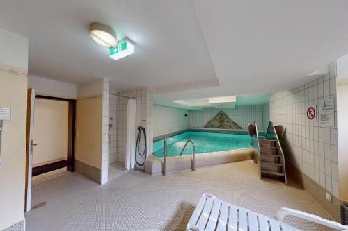 Giường trong phòng chung tại Ferienwohnung ChiemseeBlick