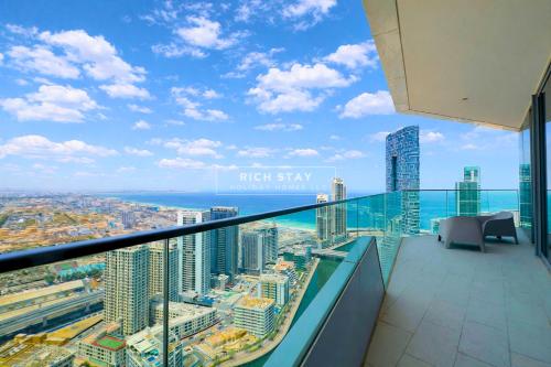 a view of the city from the observation deck at Harmonious 3BR in Stella Maris, Sea View, Marina in Dubai