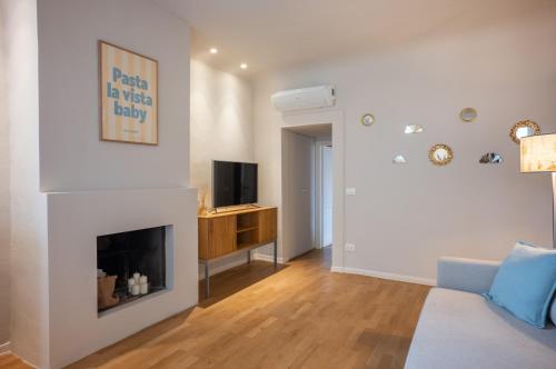 Maffia Simple Apartment