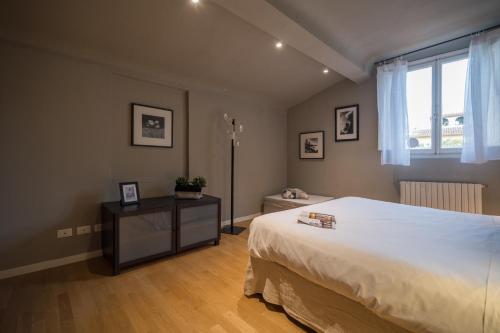 Maffia Simple Apartment