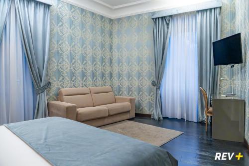 Via Veneto Suites