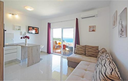 Nice Apartment In Makarska With House Sea View