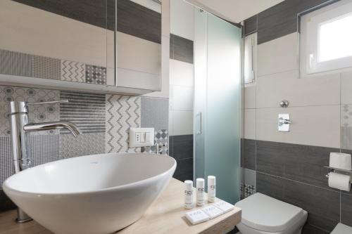 GuestHost - Modern Apartment in Corvetto