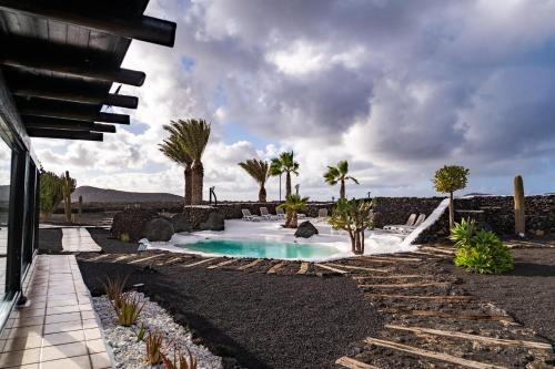 Foto dalla galleria di La Geria Suites a Yaiza