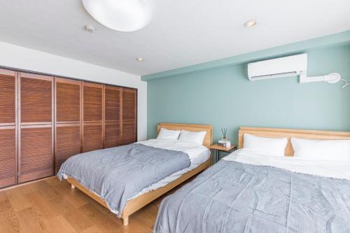 Spacious 1120feet , 3-Bedroom Apartment near Ikebukuro, 2 Minutes to Train