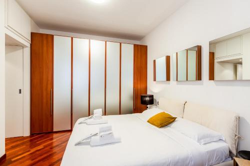 Porta Romana Living - Near Metro Station by InnStay