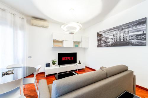 Porta Romana Living - Near Metro Station by InnStay