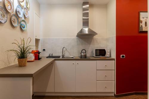 GuestHost - Charming Sallustiano Guest House