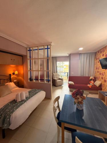 Estudio Aloha Playa con terraza, Benalmadena