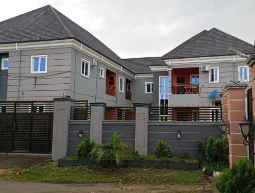 Το κτήριο όπου στεγάζεται  ο ξενώνας