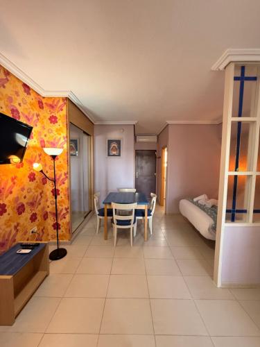 Estudio Aloha Playa con terraza, Benalmadena