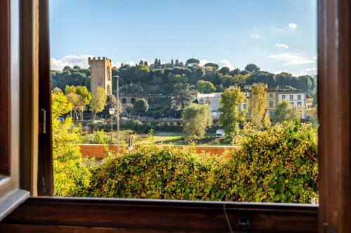 Bright and Spacious Arno View Apartment