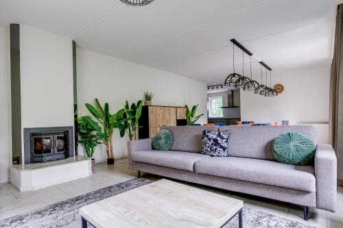 Billede fra billedgalleriet på 12 - Persoons Family Bungalow i Hernen