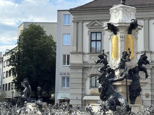 Et lokalt vartegn tæt på lejligheden