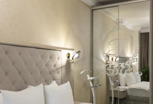 Ένα μπάνιο στο Hotel France