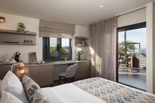 Urban Nest - Suites & Apartments