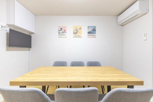 Featured Japanese Culture Hut Experience Tokyo's Local Life in a Two-Story Detached B&B