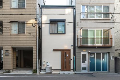 Featured Japanese Culture Hut Experience Tokyo's Local Life in a Two-Story Detached B&B