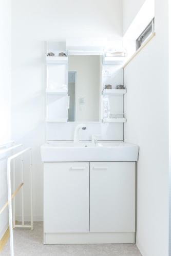 Featured Japanese Culture Hut Experience Tokyo's Local Life in a Two-Story Detached B&B