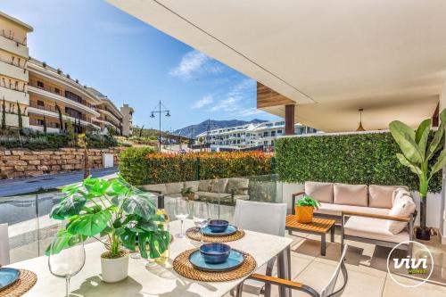 ViVi Homes - Apollo Luxury, Pool, Gym & Beach