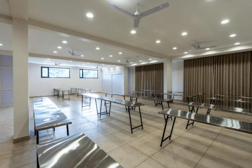 Gallery image of AVM Elite Suites Malur in Mālūr