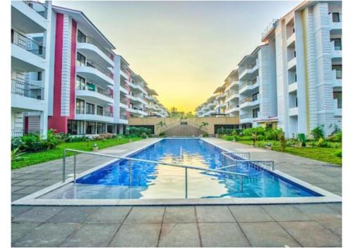 Hồ bơi trong/gần Acron Seawinds Wave 2bhk Baga