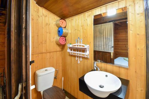 Et badeværelse på L'Vinia Charming Rural House