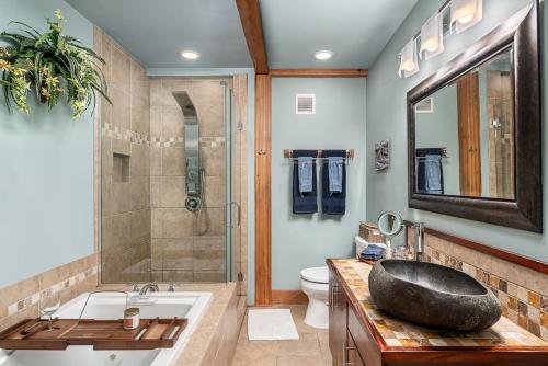 Ένα μπάνιο στο At the Craters Edge