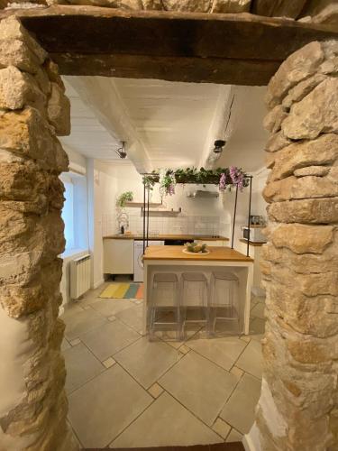 Afbeelding uit fotogalerij van La Tour des Murmures in Saint-Mitre-les-Remparts