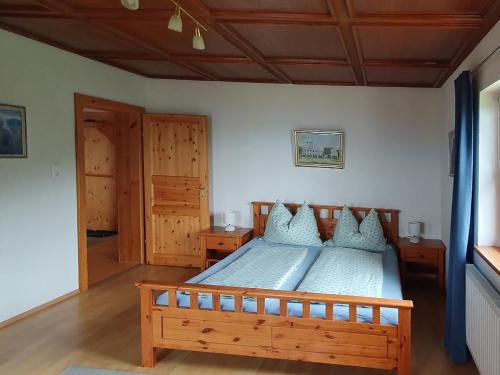 Giường trong phòng chung tại Stroneggerhof