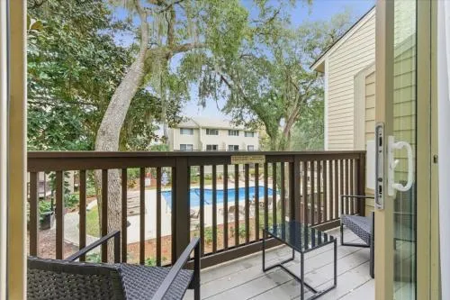 Cozy Coastal Retreat - Walk to Beach & Pool photo 1