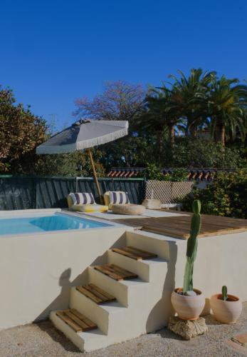 Authentic Andalusian Boho Villa - Pool - Garden-BBQ- 7 Guests